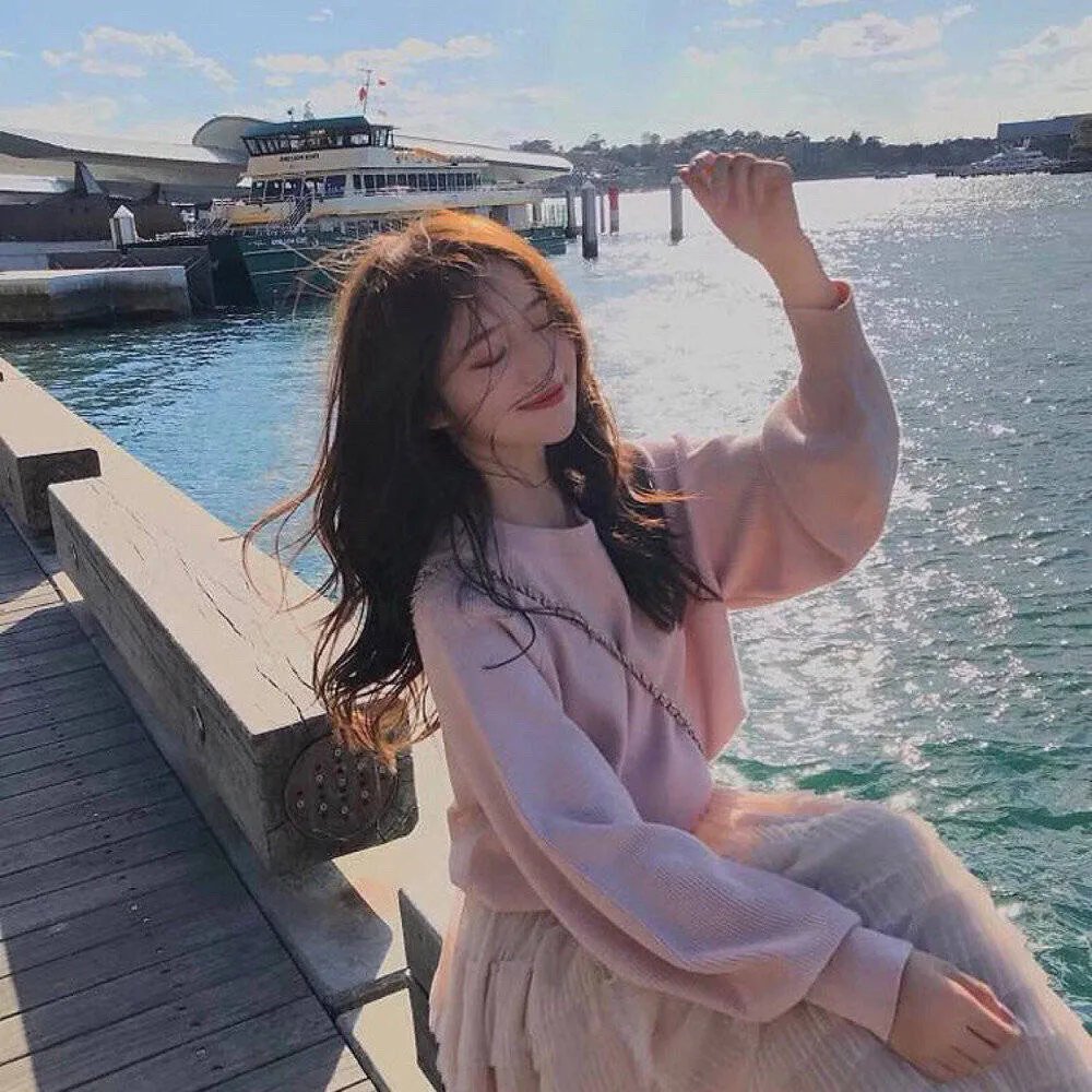 满城静待梨花开